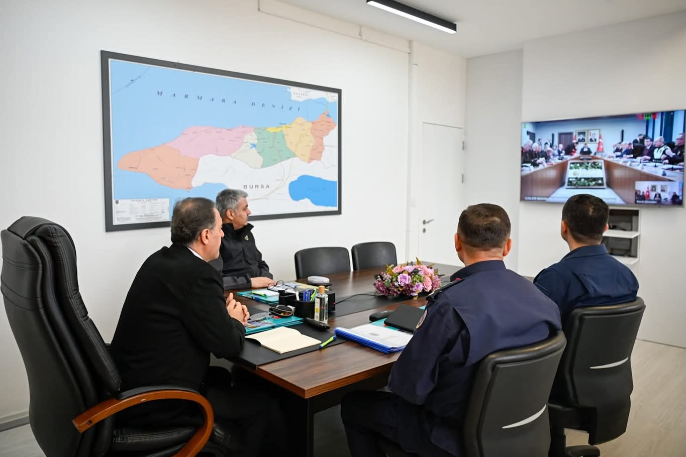 Yalova’da Ramazan Bayramı Öncesi Güvenlik Zirvesi 4 Yalova’da Ramazan Bayramı Öncesi Güvenlik Zirvesi