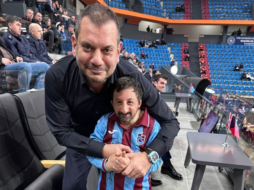 Köksal Baba, Trabzonspor Başkanı Ertuğrul Doğan ile Basketbol Maçında Buluştu