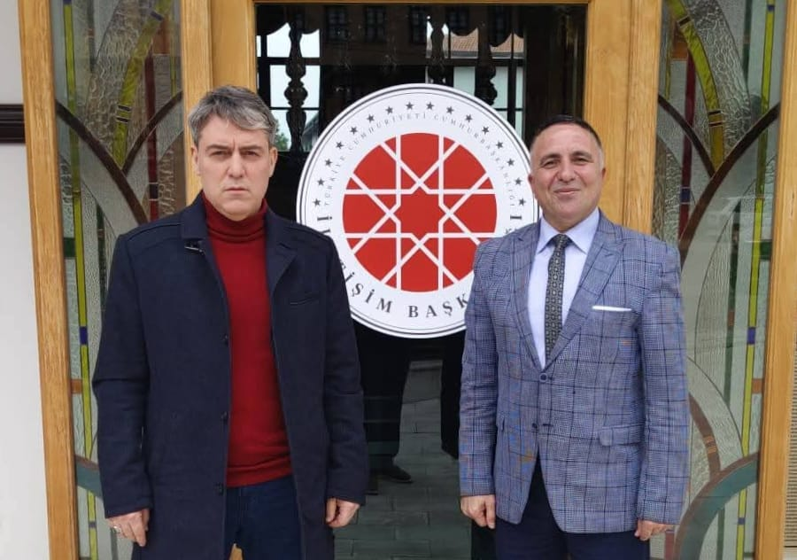 Yalova Gazeteciler Cemiyeti’nden Bursa’da Önemli Temas: Basın İlan Kurumu Yardımı İçin Belgeler Teslim Edildi 4 Yalova Gazeteciler Cemiyeti’nden Bursa’da Önemli Temas: Basın İlan Kurumu Yardımı İçin Belgeler Teslim Edildi