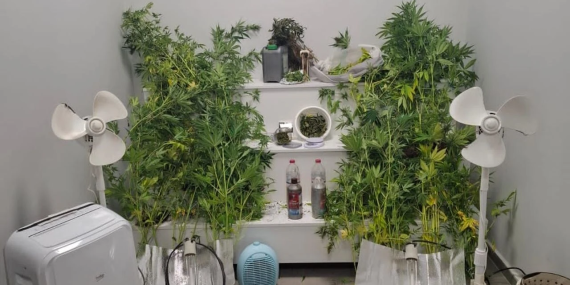 Bursa’da Narkotik Operasyonu: 7 Suçtan Aranan Hükümlü Yakalandı, Uyuşturucu Düzeneği Ele Geçirildi