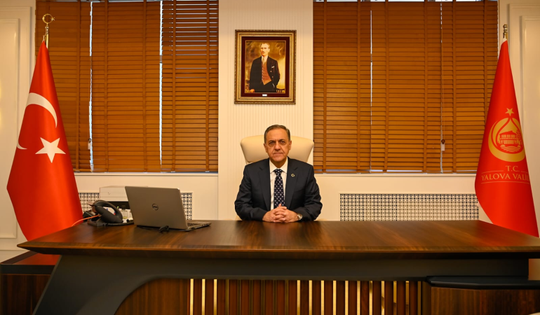 Yalova Valisi Ahmet Hamdi Usta’dan Kadir Gecesi Mesajı