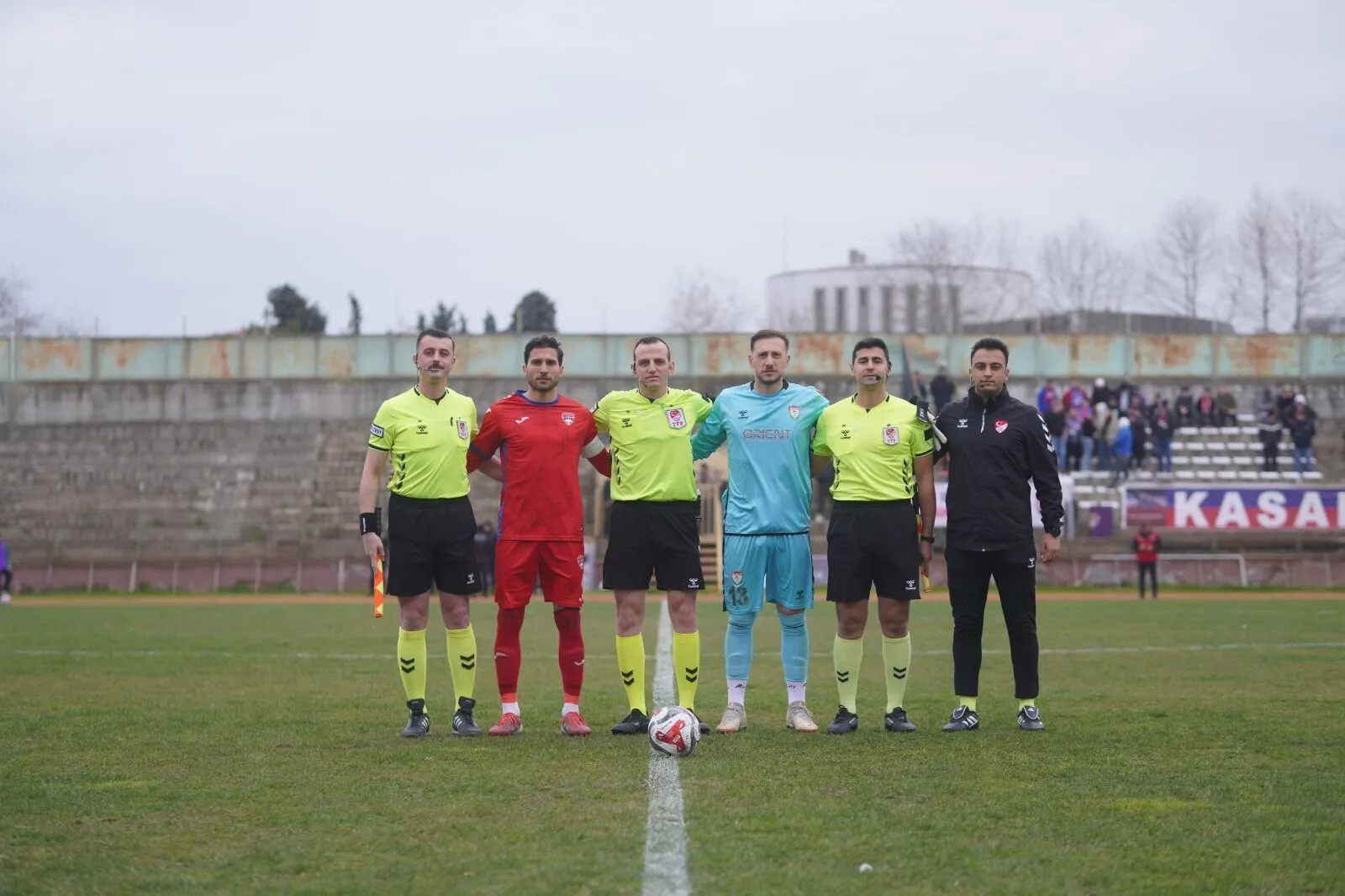 Yalova FK ile Silivrispor Golsüz Berabere Kaldı: Arda Yılmaz’dan Play-Off Mesajı 1 Yalova FK ile Silivrispor Golsüz Berabere Kaldı: Arda Yılmaz’dan Play-Off Mesajı