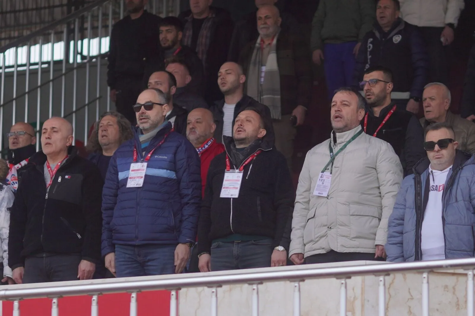 Yalova FK ile Silivrispor Golsüz Berabere Kaldı: Arda Yılmaz’dan Play-Off Mesajı 5 Yalova FK ile Silivrispor Golsüz Berabere Kaldı: Arda Yılmaz’dan Play-Off Mesajı