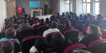 Yalova’da Öğrencilere Ramazan Bilinci: “Ramazan, Cami ve Hayat” Söyleşilerine Yoğun İlgi