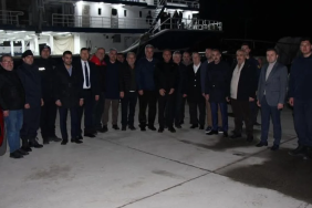 Yalova Valisi Ahmet Hamdi Usta Balıkçılarla Aynı Sofrada Buluştu: Kapaklı’da Anlamlı İftar Programı