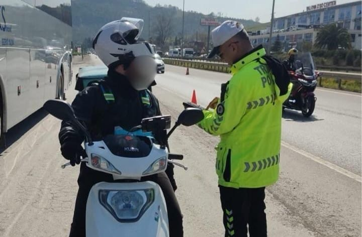 Yalova’da Bayram Öncesi Trafik Denetimleri Sıkılaştırıldı