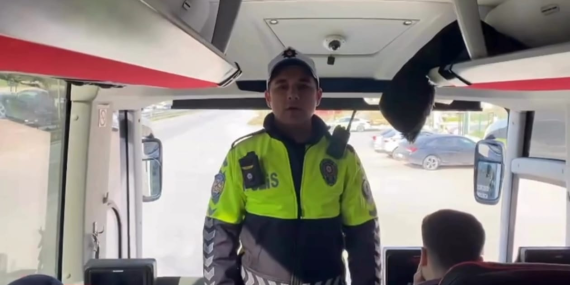 Yalova’da Bayram Öncesi Trafik Seferberliği: Otobüs Yolcularına Emniyet Kemeri Uyarısı