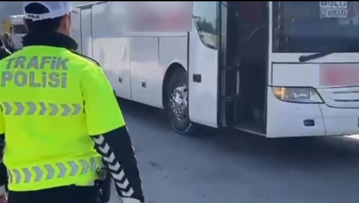 Yalova’da Bayram Öncesi Trafik Seferberliği: Otobüs Yolcularına Emniyet Kemeri Uyarısı