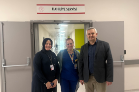 Yalova’da Ulusal Yaşlılar Haftası’nda Anlamlı Ziyaret: Hastalara Moral Oldular