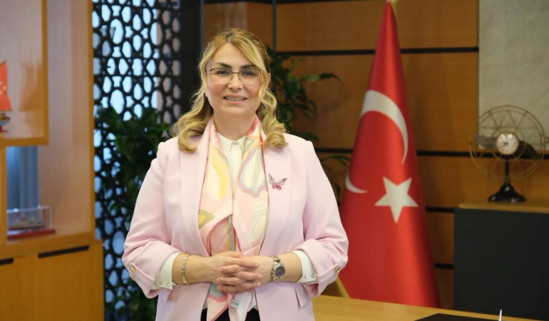 Altınova Belediye Başkanı Yasemin Fazlaca’dan Bayram Mesajı: “Tüm Kapılar Sevgi ve Huzura Açılacak”