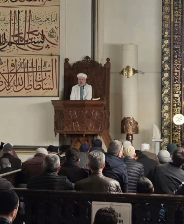 Bursa’da Teravih Öncesi Vaaz Programları Yoğun İlgi Gördü