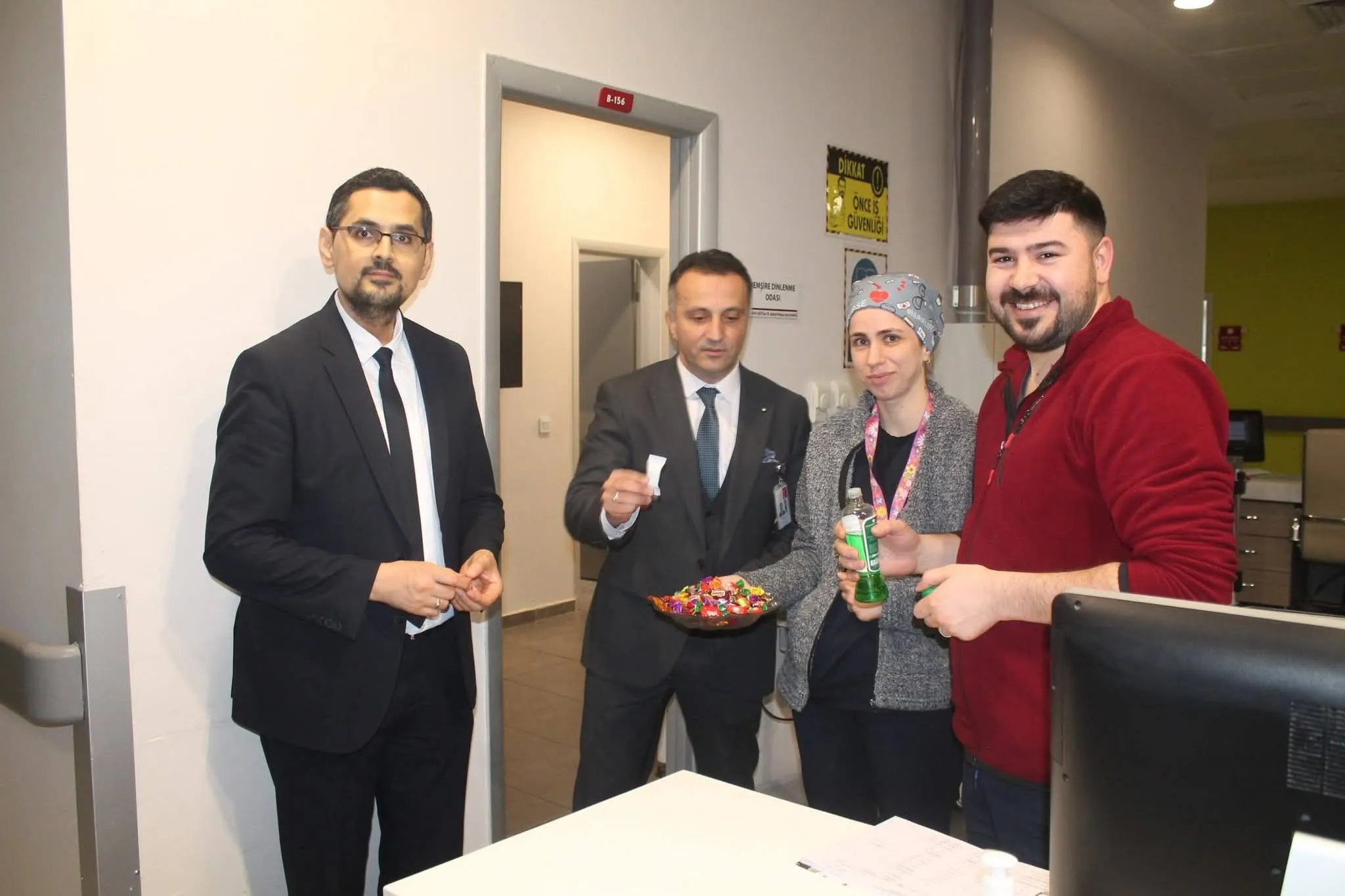 Yalova Eğitim ve Araştırma Hastanesi Başhekimi Hasan Ergenç’ten Bayram Ziyareti