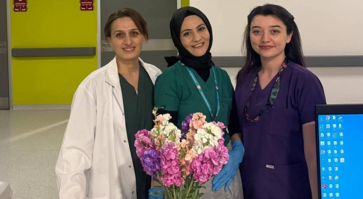 Bayramda da Görev Başındaydılar: Yalova’da Sağlık Çalışanlarından Fedakârlık Örneği 8 Bayramda da Görev Başındaydılar: Yalova’da Sağlık Çalışanlarından Fedakârlık Örneği