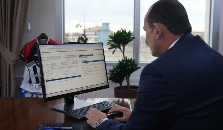 Çiftlikköy Belediyesi’nden Dijital Dönüşüm Hamlesi: E-Ruhsat Başvuruları 23 Mart’ta Online Başlıyor