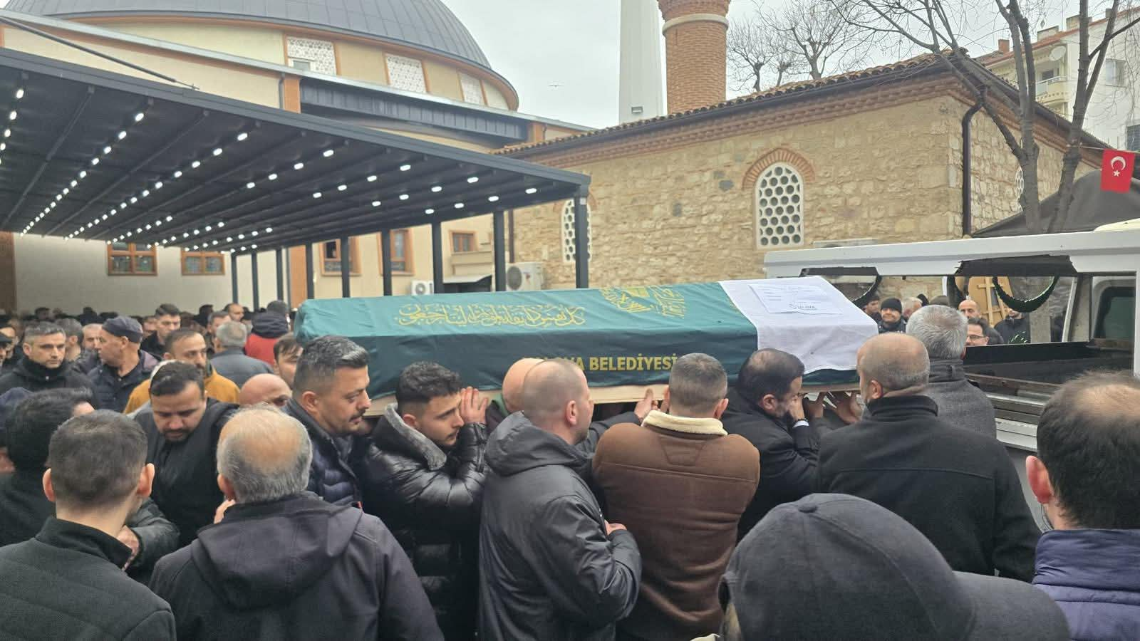 Yalova’da Nuri Özdemir Son Yolculuğuna Uğurlandı