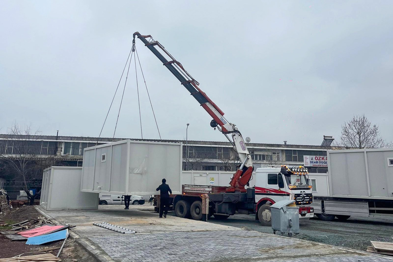 ÇİFTLİKKÖY BELEDİYESİ AFET LOJİSTİK MERKEZİ KURULUYOR