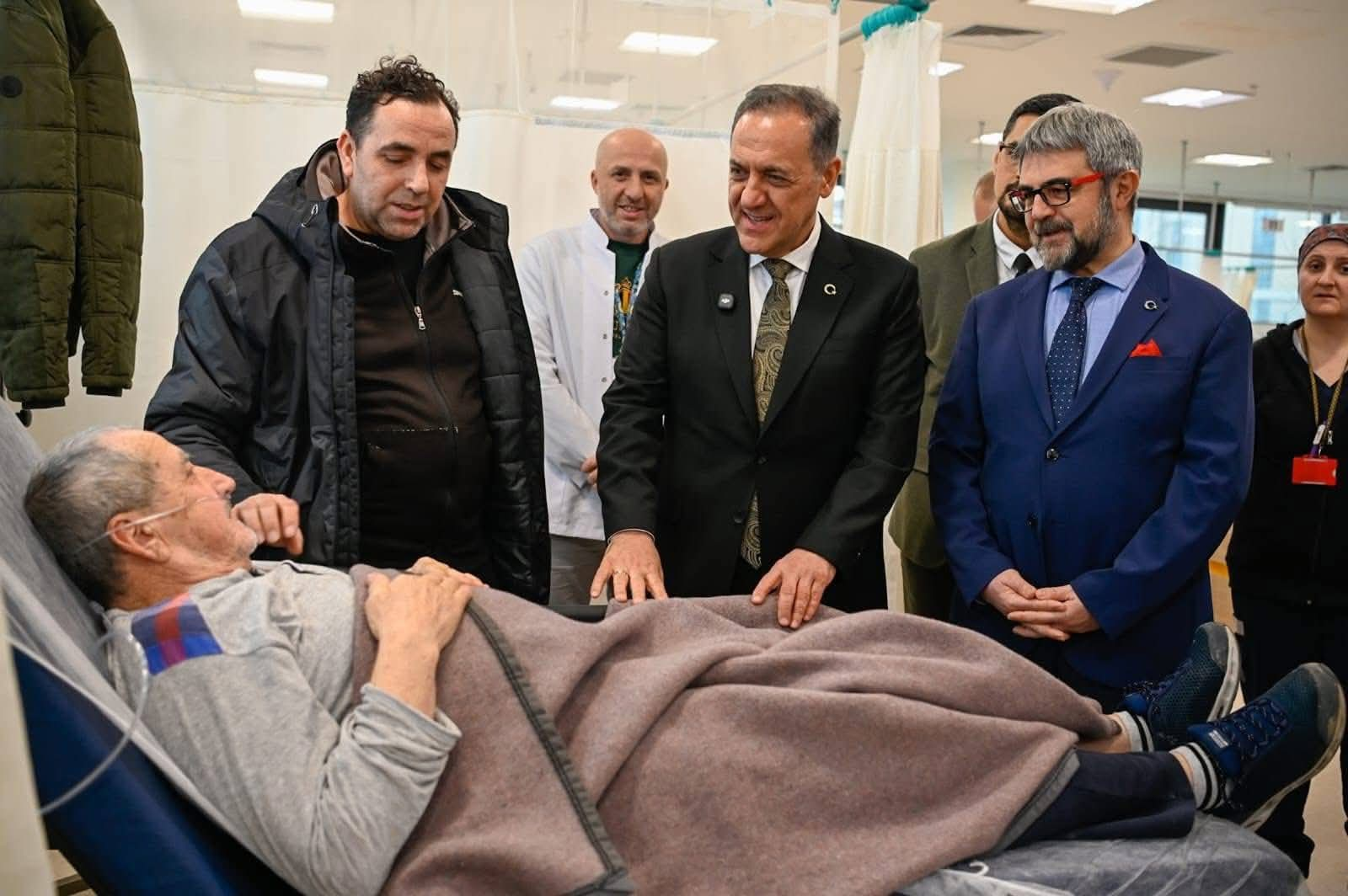 Yalova Valisi Dr. Ahmet Hamdi Usta’dan Hastane Ziyareti: Geriatri Polikliniği ve Nükleer Tıp Hizmeti Müjdesi