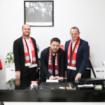 ÇİFTLİKKÖY BELEDİYE, BAŞANTRENÖR YALDIRAK’LA İMZA TAZELEDİ