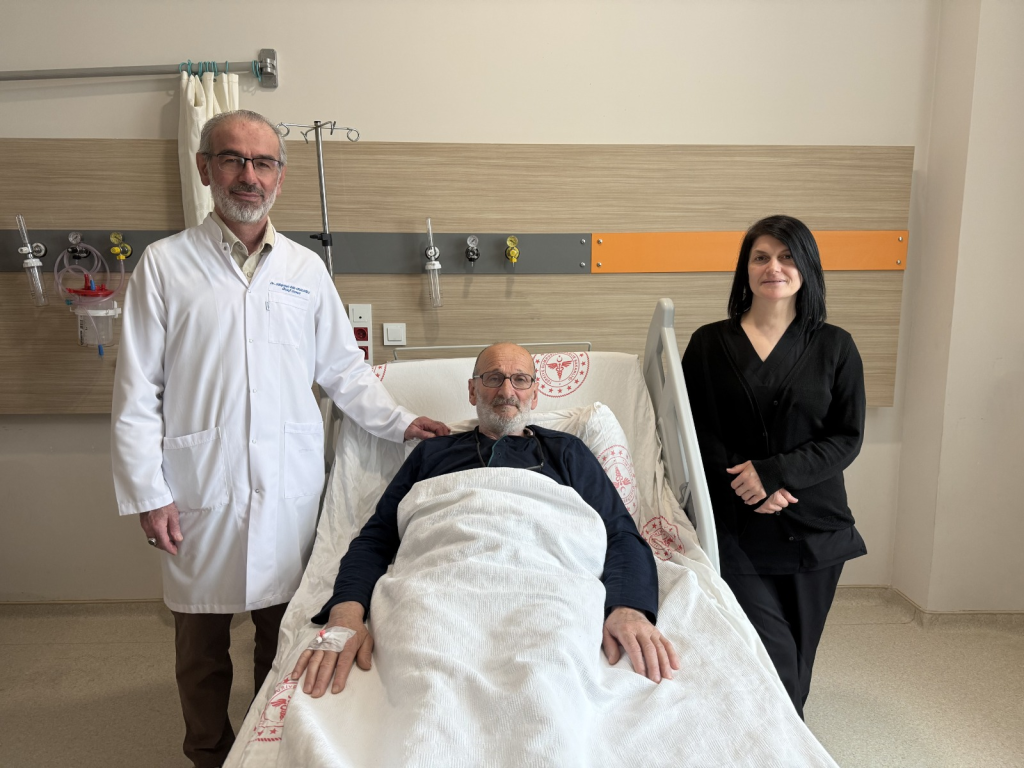 Yalova Eğitim ve Araştırma Hastanesi’nde Lazerle İlk Prostat Ameliyatı Başarıyla Gerçekleştirildi