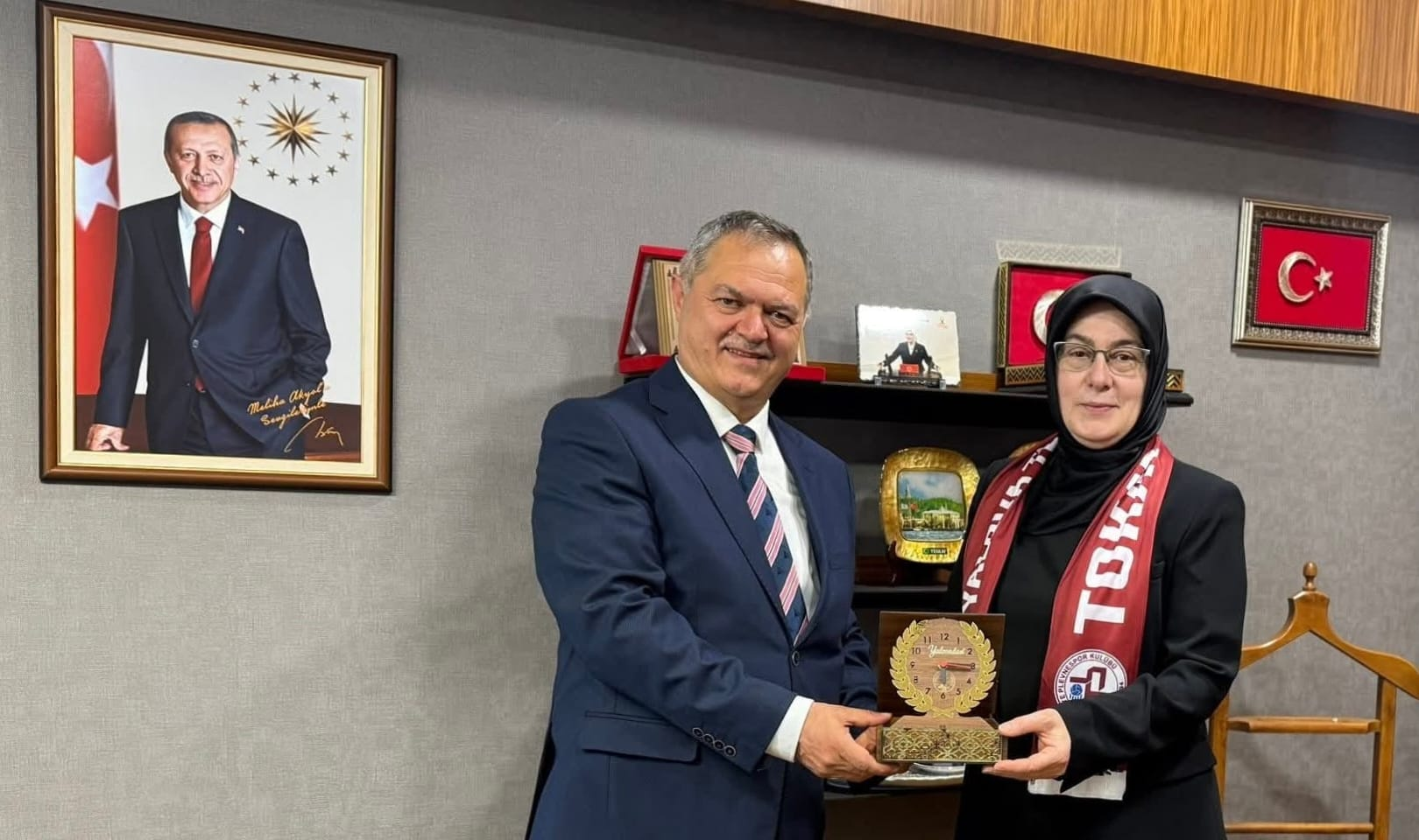 Yalova Tokatlılar Derneği’nden Ankara Çıkarması: Gazi Meclis’te Hemşehri Buluşması 5 Yalova Tokatlılar Derneği’nden Ankara Çıkarması: Gazi Meclis’te Hemşehri Buluşması