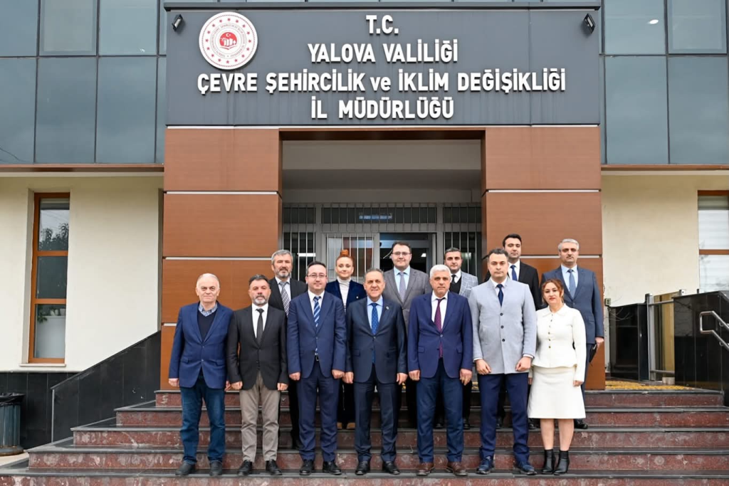 Vali Usta’dan İl Müdürlüğüne Ziyaret ve Brifing Toplantısı