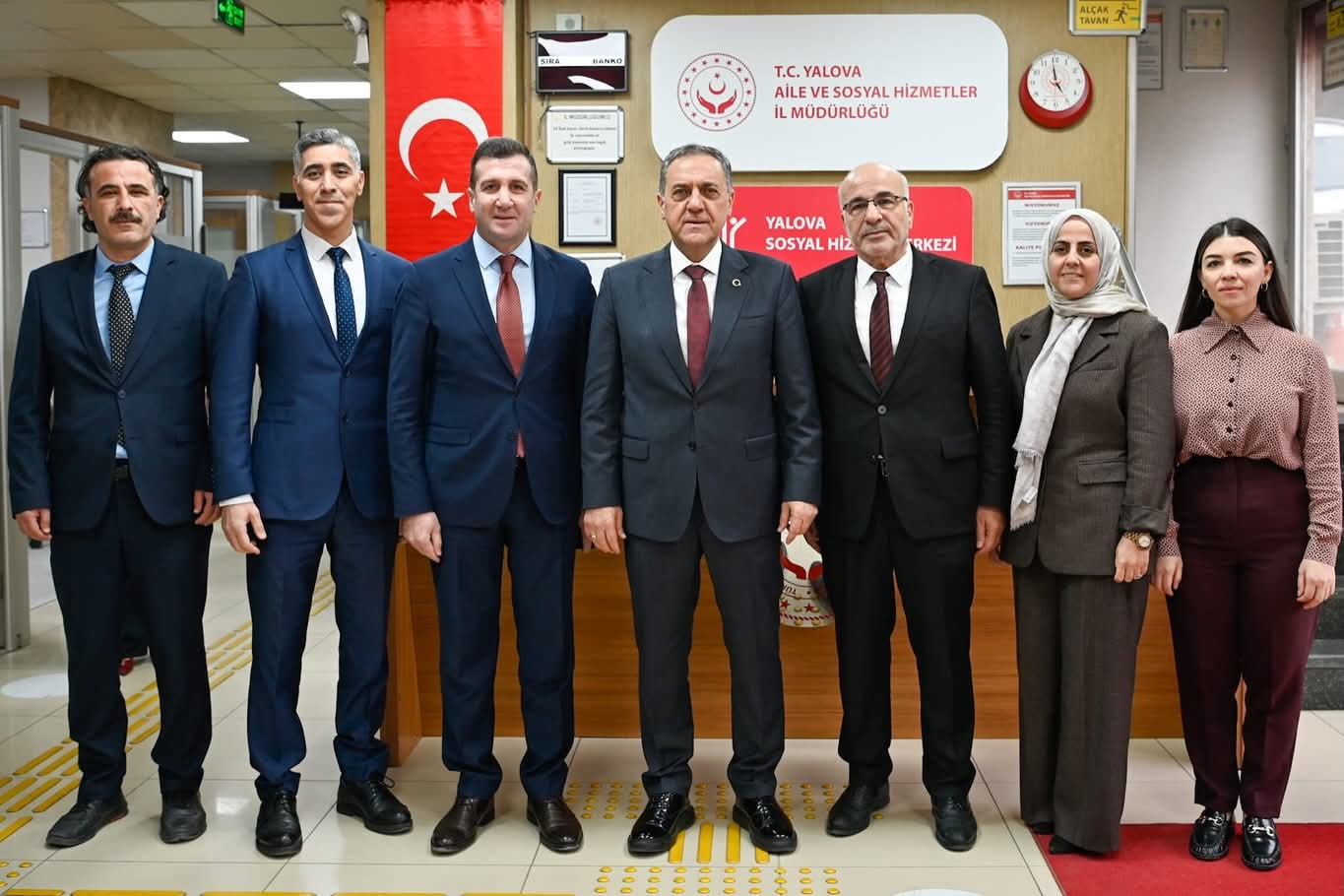Yalova’da Sosyal Hizmetler Masaya Yatırıldı: Vali Usta’dan Kapsamlı Değerlendirme 4 Yalova’da Sosyal Hizmetler Masaya Yatırıldı: Vali Usta’dan Kapsamlı Değerlendirme