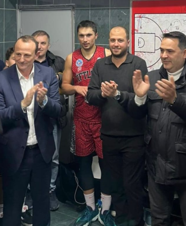 ÇİFTLİKKÖY BELEDİYE PLAY-OFF’A TEŞVİKİYE GALİBİYETİYLE BAŞLADI 80-71