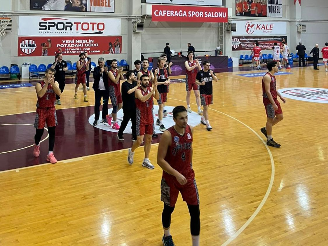 ÇİFTLİKKÖY BELEDİYE PLAY-OFF’A TEŞVİKİYE GALİBİYETİYLE BAŞLADI 80-71