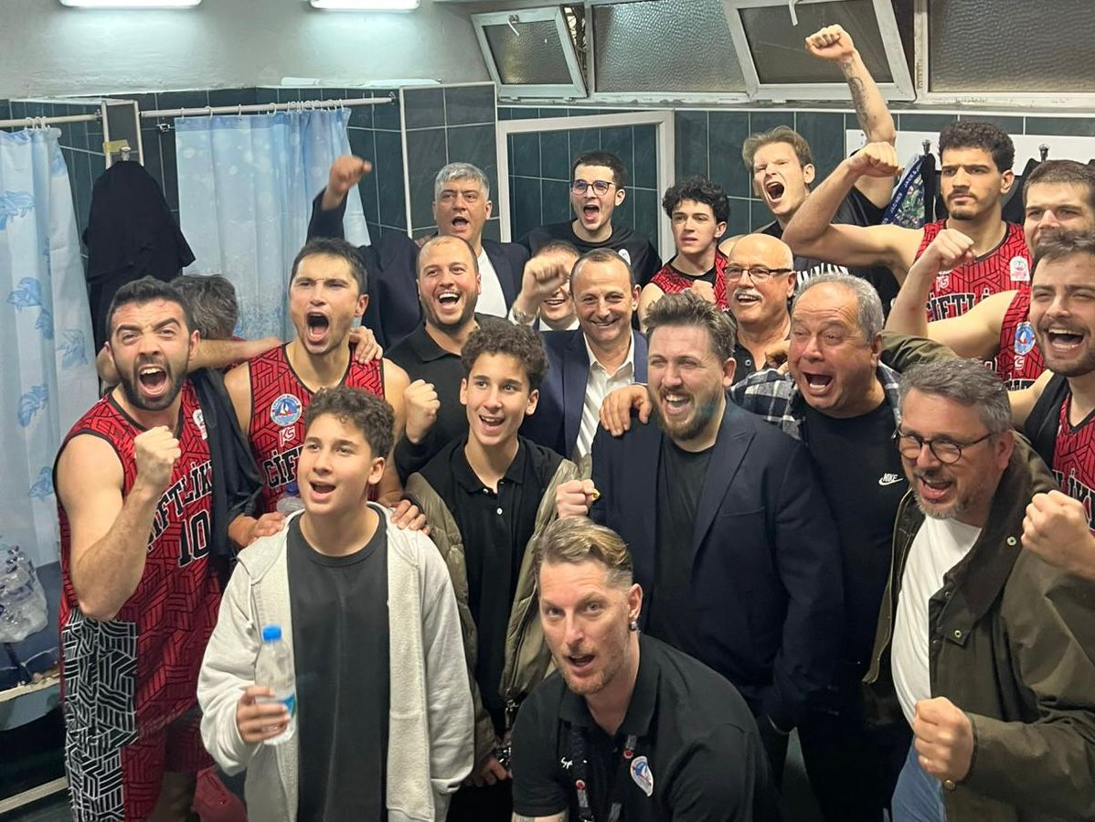 ÇİFTLİKKÖY BELEDİYE PLAY-OFF’A TEŞVİKİYE GALİBİYETİYLE BAŞLADI 80-71