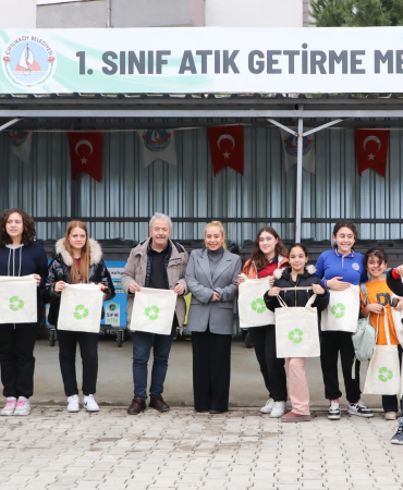ÇİFTLİKKÖY’DE SIFIR ATIK GÜNÜ’NE ÖZEL ANLAMLI ETKİNLİK