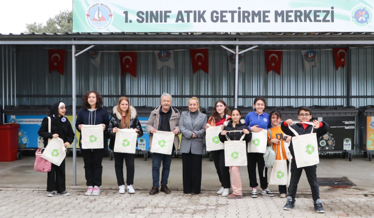 ÇİFTLİKKÖY’DE SIFIR ATIK GÜNÜ’NE ÖZEL ANLAMLI ETKİNLİK 6 ÇİFTLİKKÖY’DE SIFIR ATIK GÜNÜ’NE ÖZEL ANLAMLI ETKİNLİK