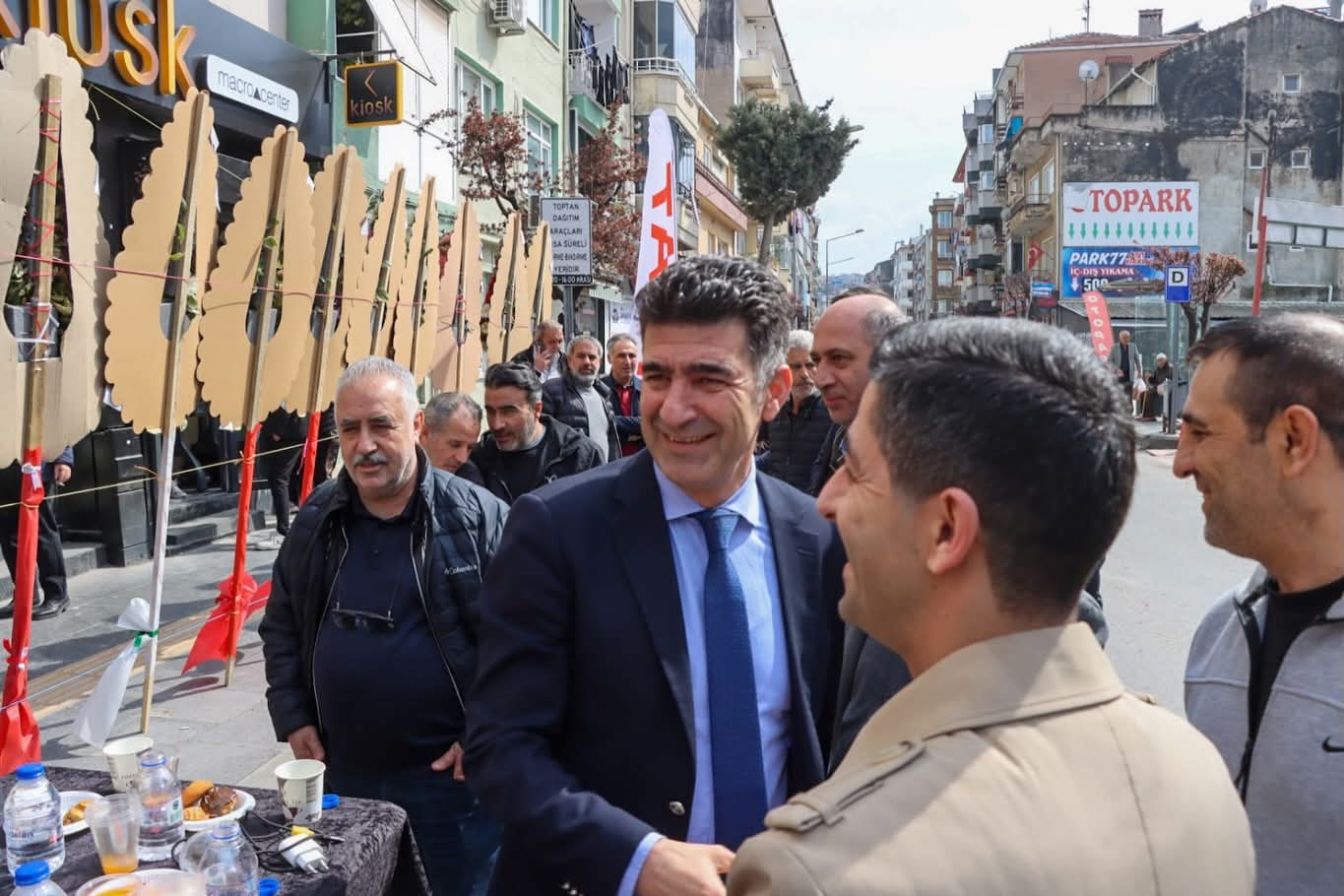 Yalova’da Yeni İşletme Hizmete Girdi: Çıtlat Kuruyemiş Açıldı 6 Yalova’da Yeni İşletme Hizmete Girdi: Çıtlat Kuruyemiş Açıldı