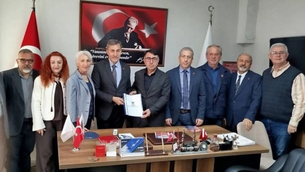 CHP Yalova İl Yönetiminden TEMAD’a Ziyaret: Emeklilerin Özlük Hakları Masaya Yatırıldı