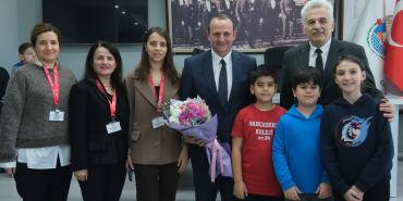 BAŞKAN YELE, ÖĞRENCİLERE YEREL YÖNETİMLERİ YERİNDE ANLATTI