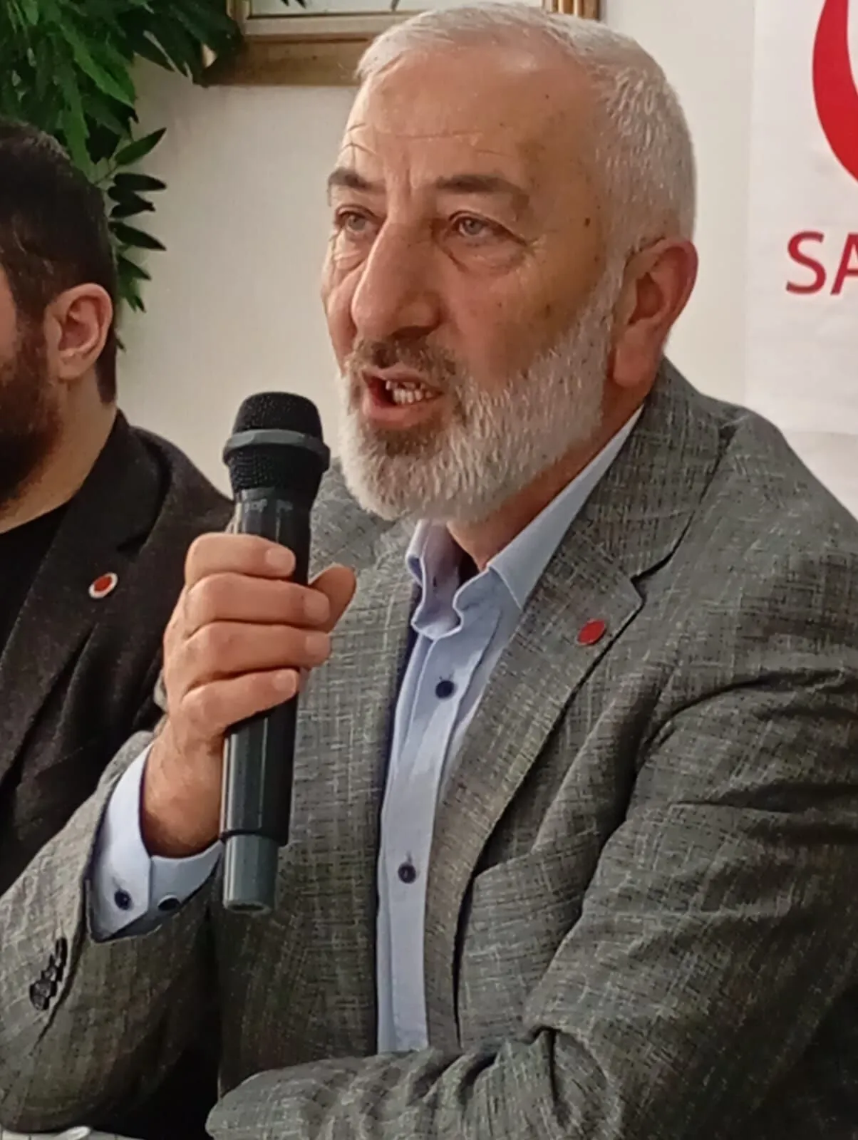 Saadet Partili Muzaffer Serenli: “Tüm Müslümanlar İran’a Destek Vermelidir” 5 Saadet Partili Muzaffer Serenli: “Tüm Müslümanlar İran’a Destek Vermelidir”