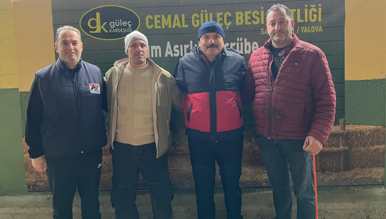 Güleç Kardeşler’de Kurban Satışlarının İlk Gününde Yoğunluk Yaşandı 9 Güleç Kardeşler’de Kurban Satışlarının İlk Gününde Yoğunluk Yaşandı