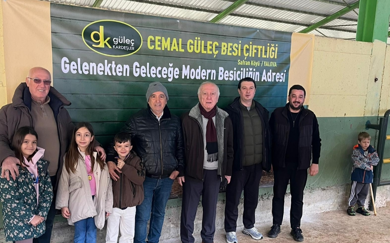 Güleç Kardeşler’de Kurban Satışlarının İlk Gününde Yoğunluk Yaşandı 7 Güleç Kardeşler’de Kurban Satışlarının İlk Gününde Yoğunluk Yaşandı