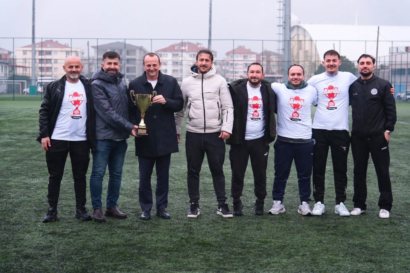 ŞAMPİYON ÇİFTLİKKÖY KUPASINA KAVUŞTU