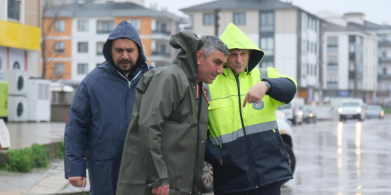 BAŞKAN YELE’DEN YOĞUN YAĞIŞ MESAİSİ