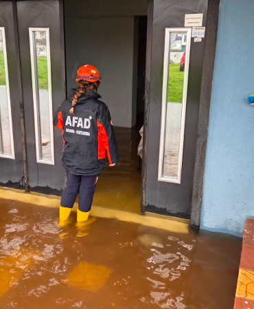 Yalova’da Yoğun Yağışlar Hayatı Olumsuz Etkiledi