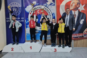 Yalova Uzmanlar Koleji’nden Satrançta Büyük Başarı: Mustafa Kerem İl Birincisi Oldu