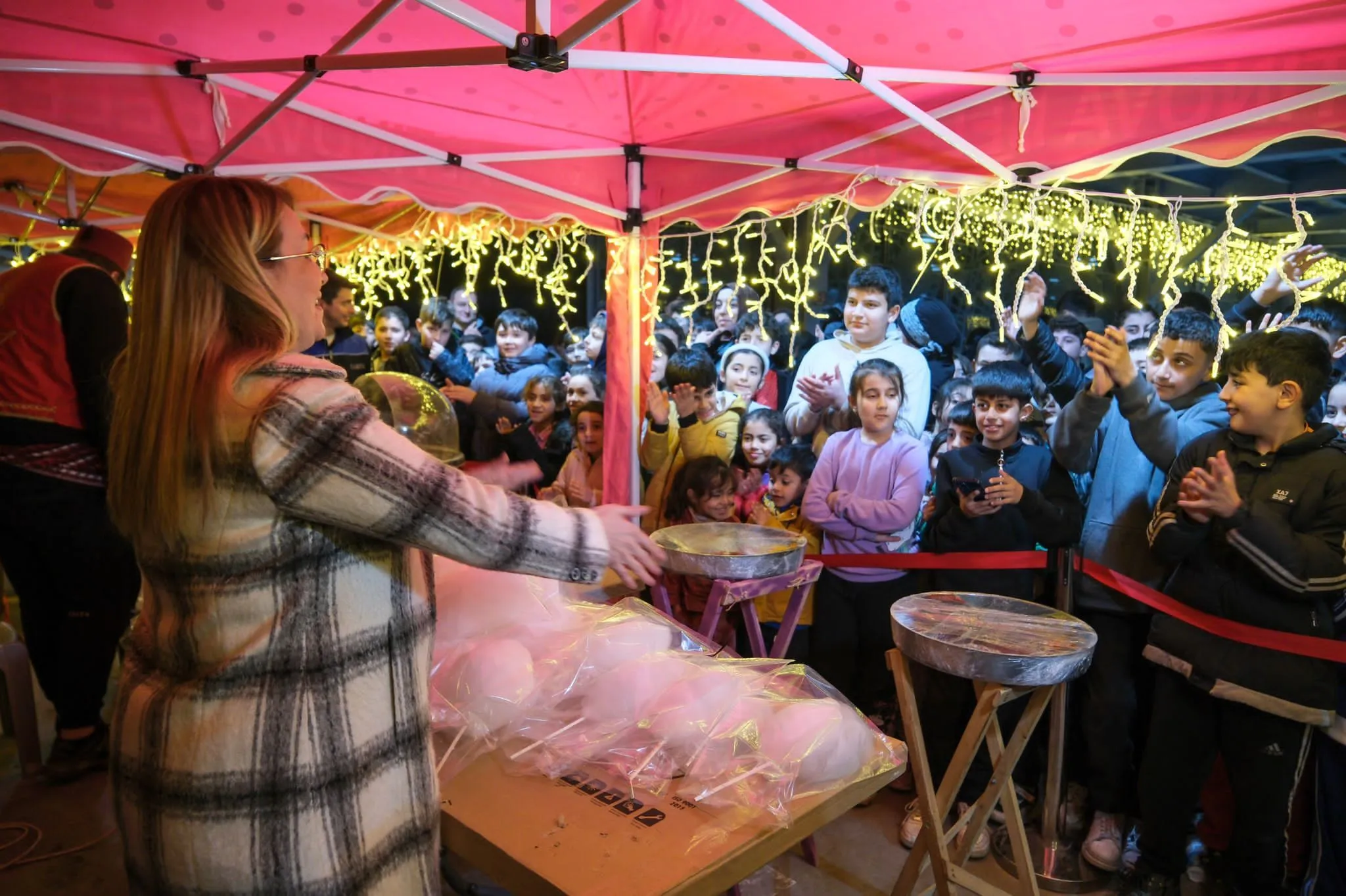 Altınova’da Gönül Sofrası: 3 Bin Kişi Aynı İftarda Buluştu