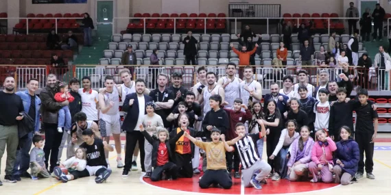 ÇİFTLİKKÖY BELEDİYE İBB ÖNÜNDE RAHAT KAZANDI (75-64)
