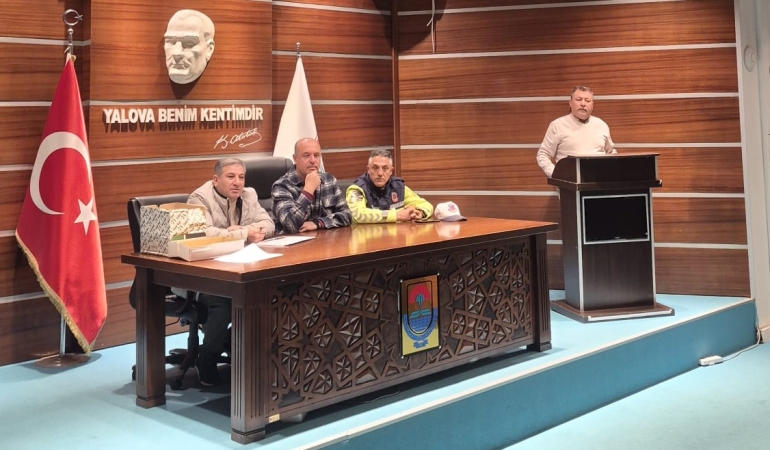 YALOVA BELEDİYESİ’NDEN TOPLU TAŞIMA SÜRÜCÜLERİNE EĞİTİM PROGRAMI