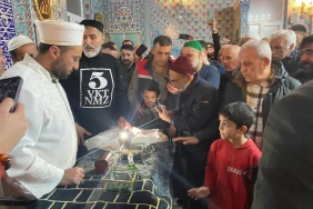 Koru’da Kadir Gecesi’ne Özel Anlamlı Program: Kutsal Emanetler Ziyarete Açıldı