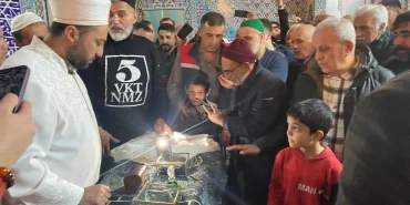 Koru’da Kadir Gecesi’ne Özel Anlamlı Program: Kutsal Emanetler Ziyarete Açıldı