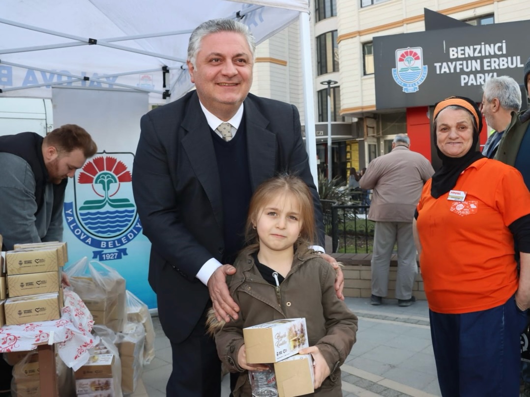 YALOVA BELEDİYESİ’NDEN KADİR GECESİ’NDE ANLAMLI BULUŞMA  
