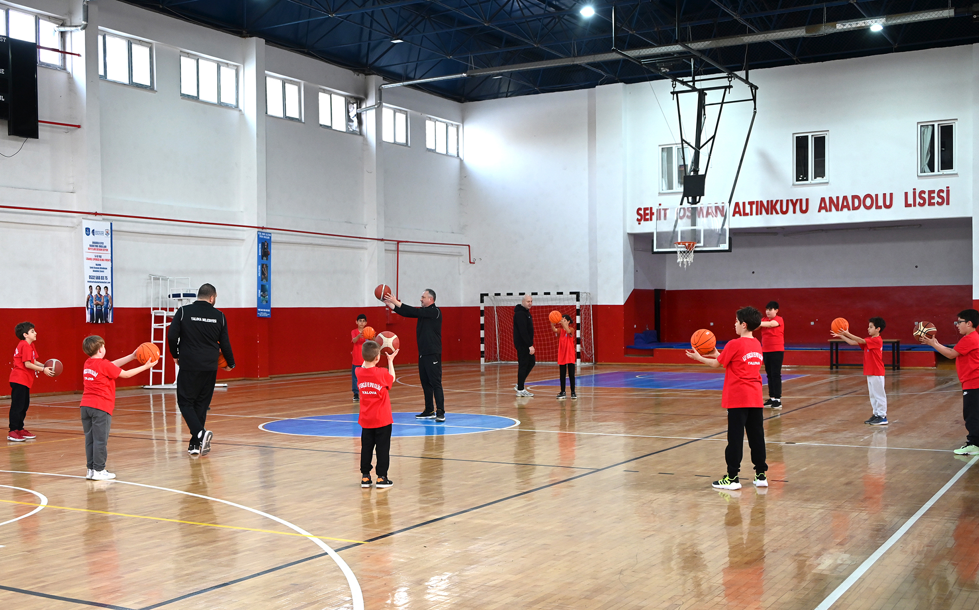 YALOVA BELEDİYESPOR BASKETBOL OKULU’NDA ANTRENMANLAR BAŞLADI