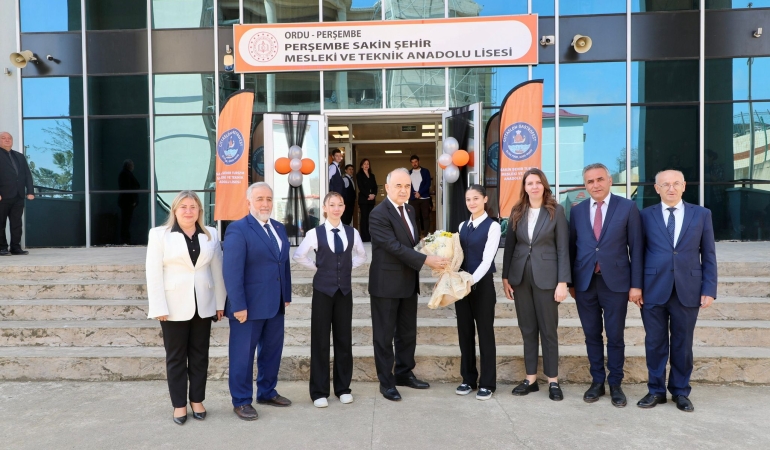 Vali Muammer Erol Gastronomi Festivali Ödül Törenine Katıldı