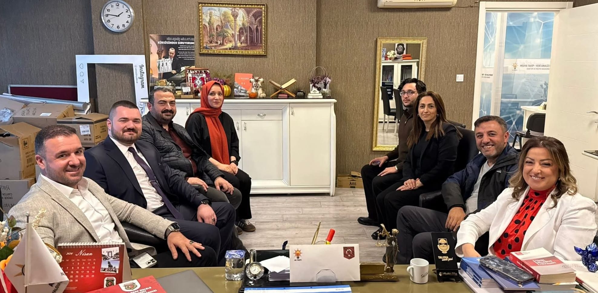 AK Parti Yalova Teşkilatında Dikkat Çeken Ziyaret: Muğlim Bağatar Parti Binasında Ağırlandı